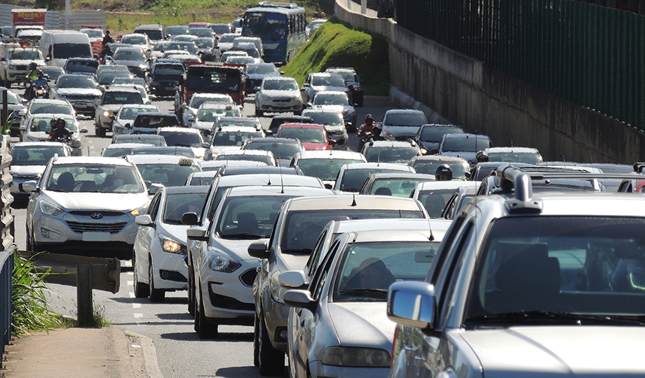 artikelbild_stau_autobahn_istock.jpg